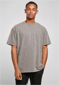 Acid washed oversized tee