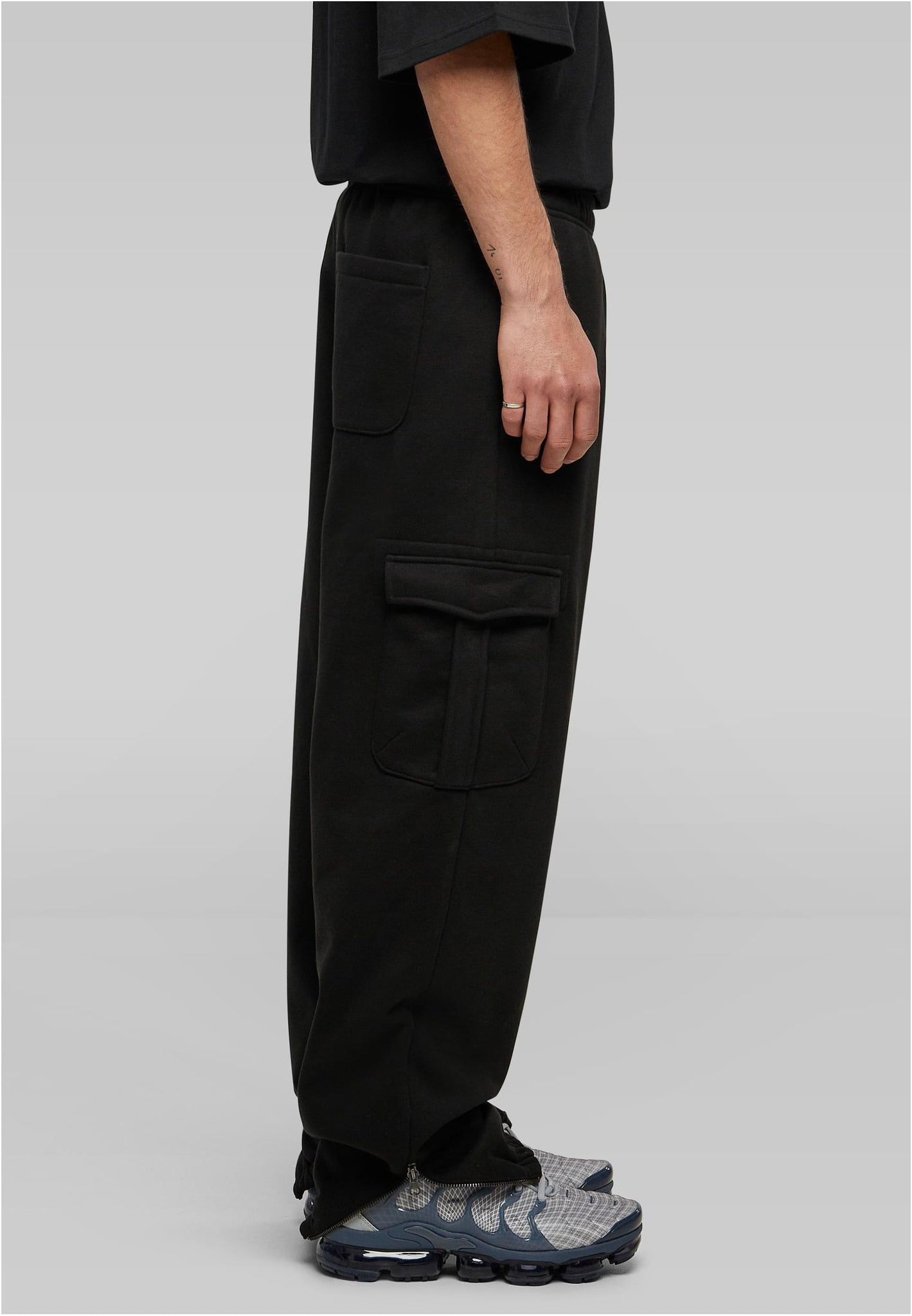 90s cargo sweatpants