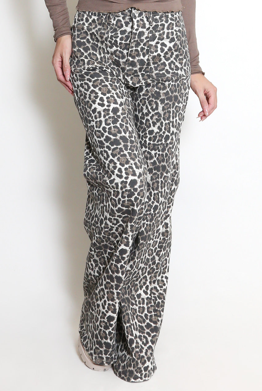 Wide Leg Leopard Print Jeans
